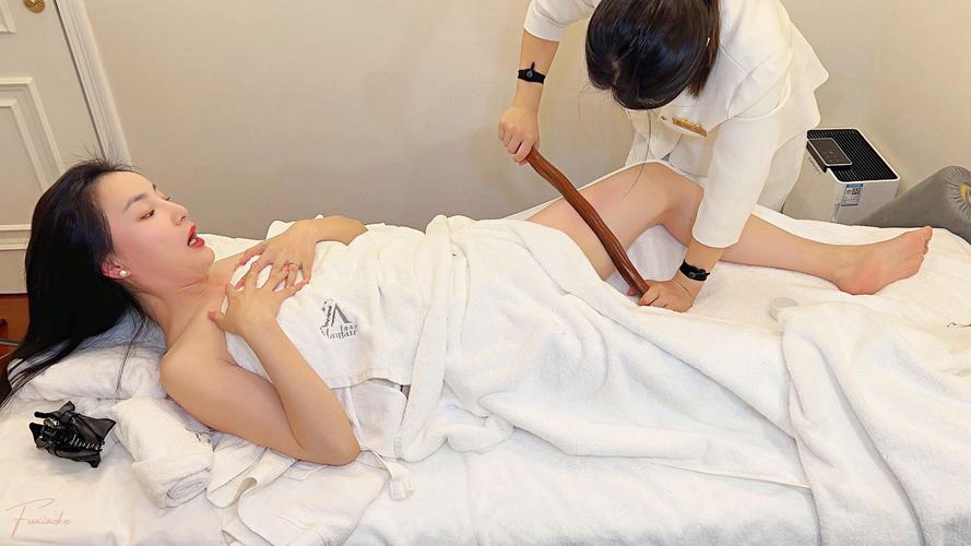 日本精油全身按摩｜深层舒压・和风芳疗・经络活络一次到位