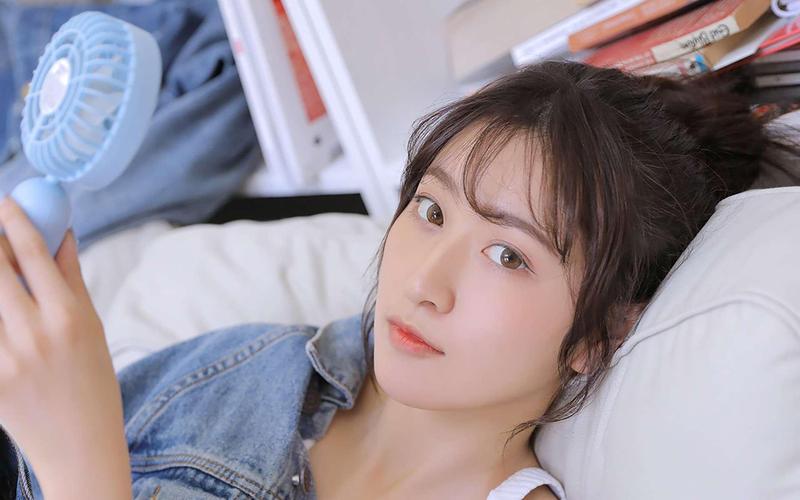 午夜看人妻少妇的相关介绍