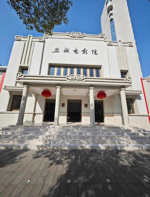 yy4480青苹果影院新视觉：2025最新高清影视资源在线观看与热门大片推荐