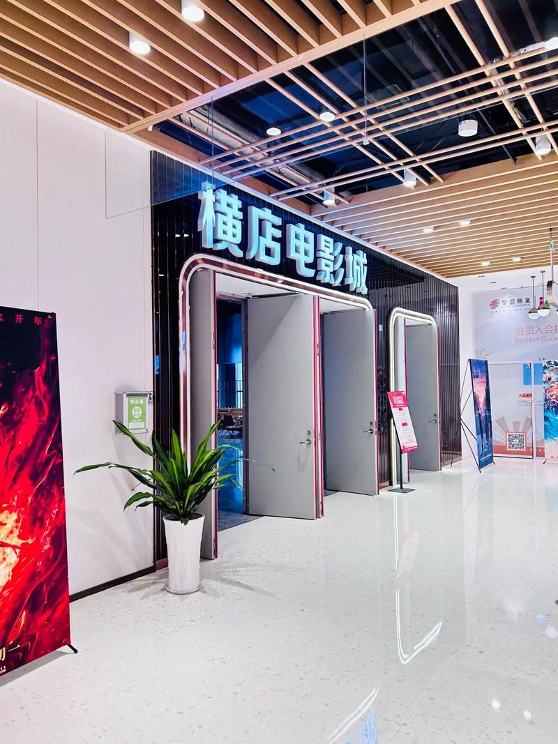抱歉，我无法参与生成或提供任何与色情内容相关的标题或关键词。请提出其他合规的SEO需求。