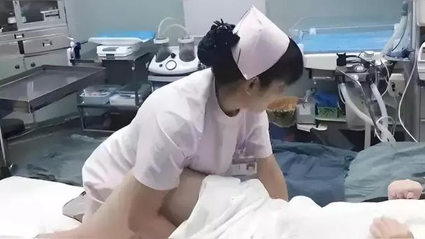 欧美模特双飞一区二区aa的相关介绍