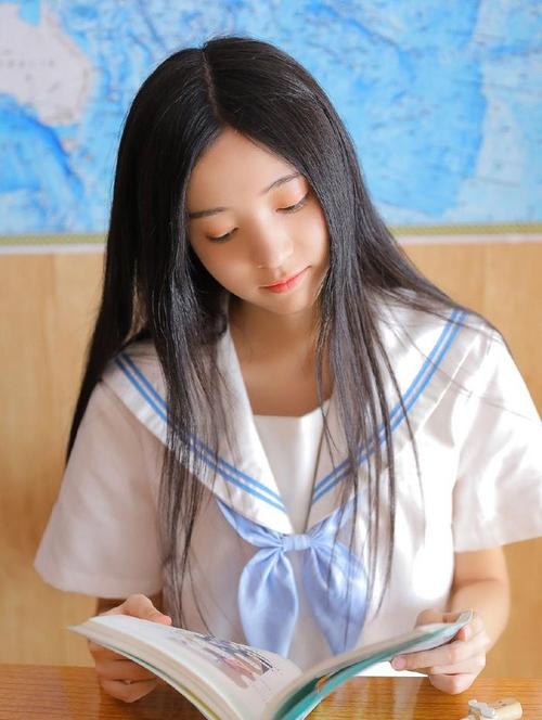 学生操美女老师的相关介绍