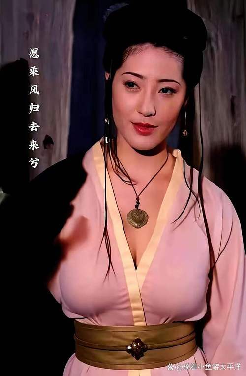 性感美女巨乳动态图集锦，极致诱惑身材曲线，高清动态壁纸下载