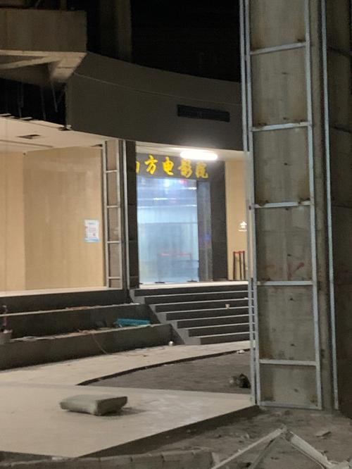 蜜桃影院专区深度体验：流畅播放与高清画质实测，3D环绕音效沉浸感十足